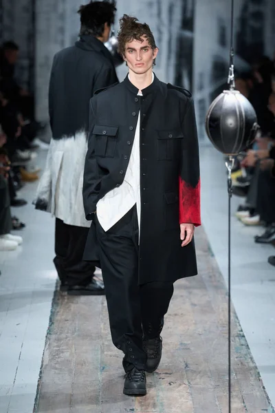 Look 31